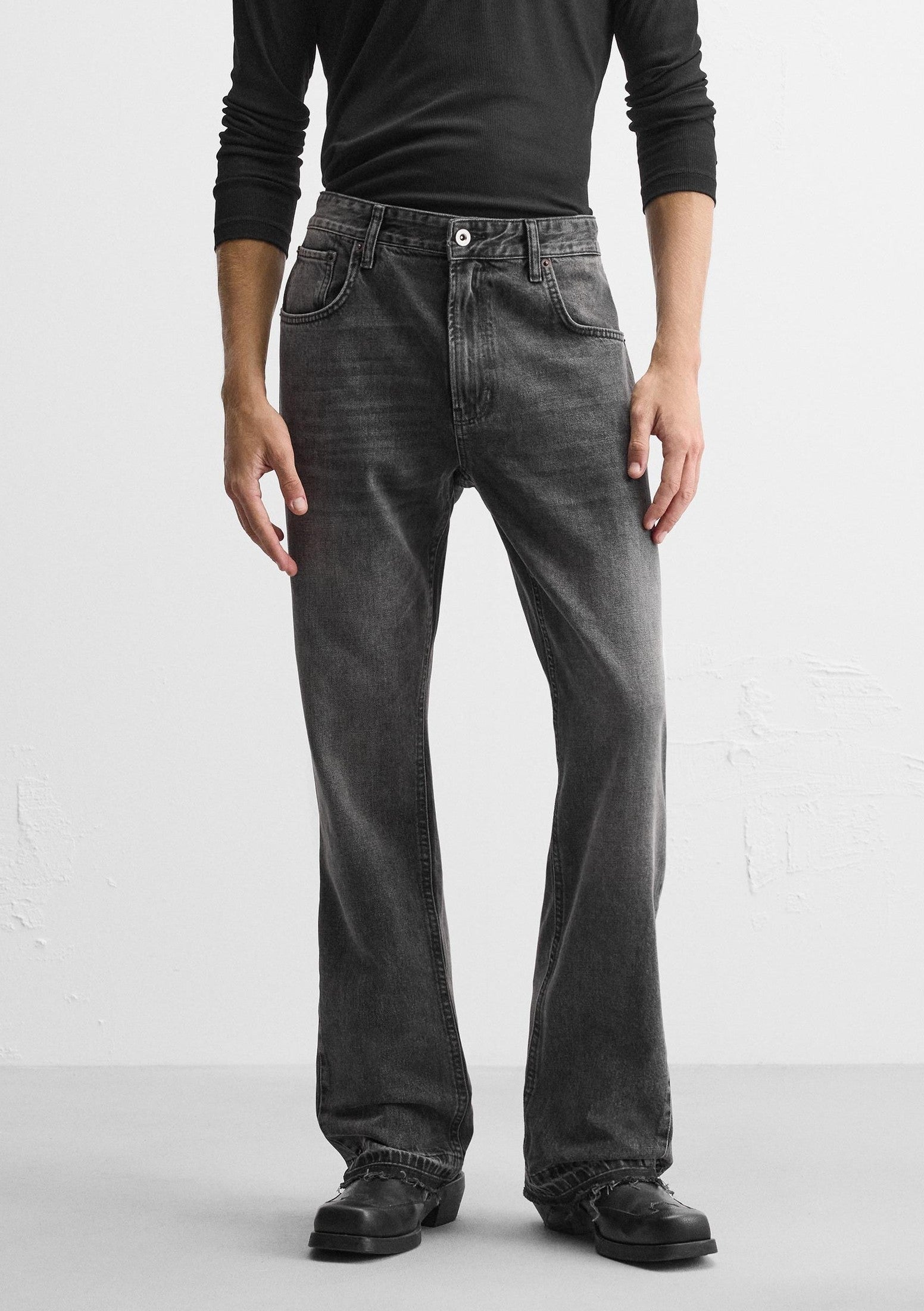 AZAR | FLARED JEANS