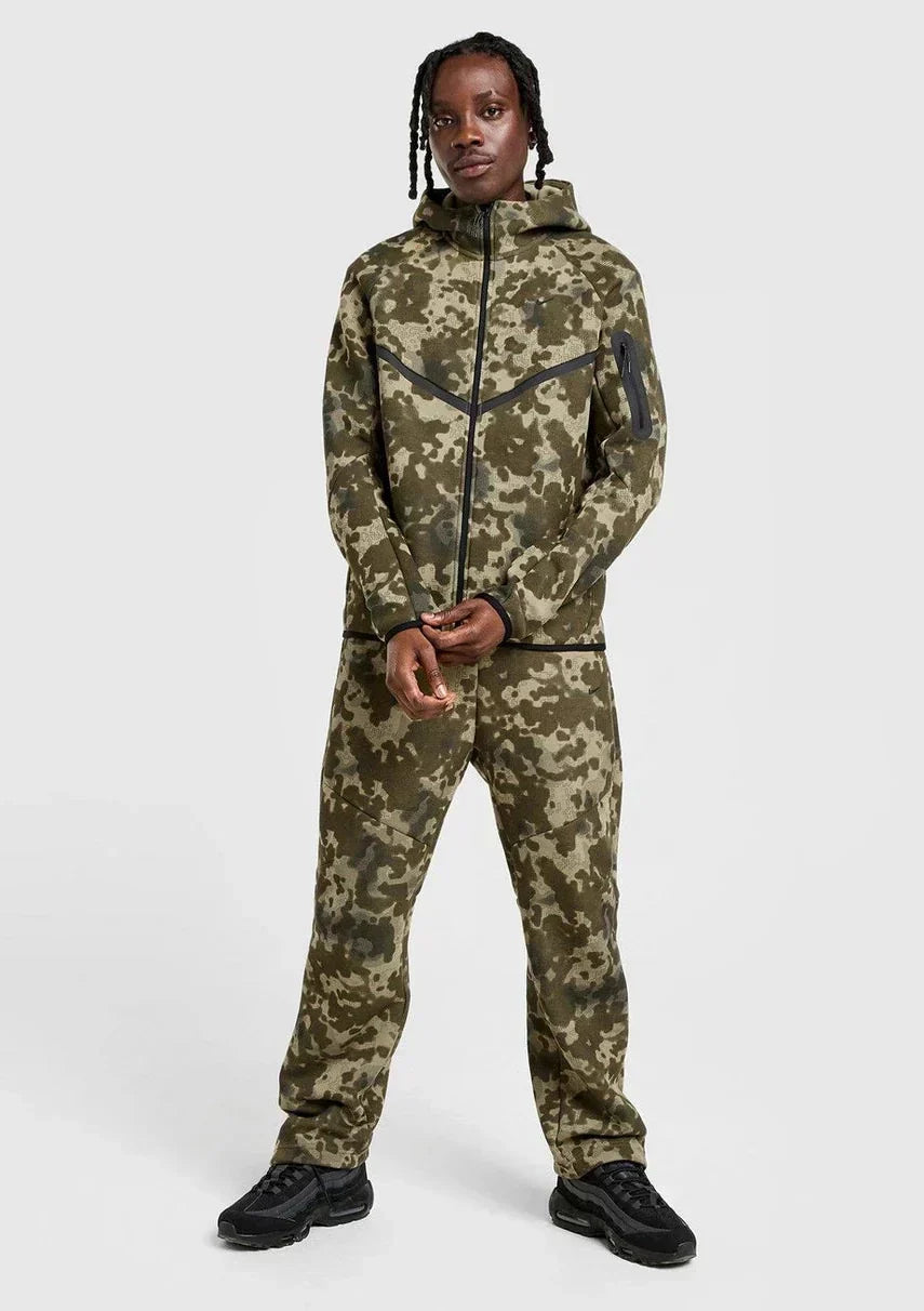 NXK|TECH FLEECE TRACKSUIT