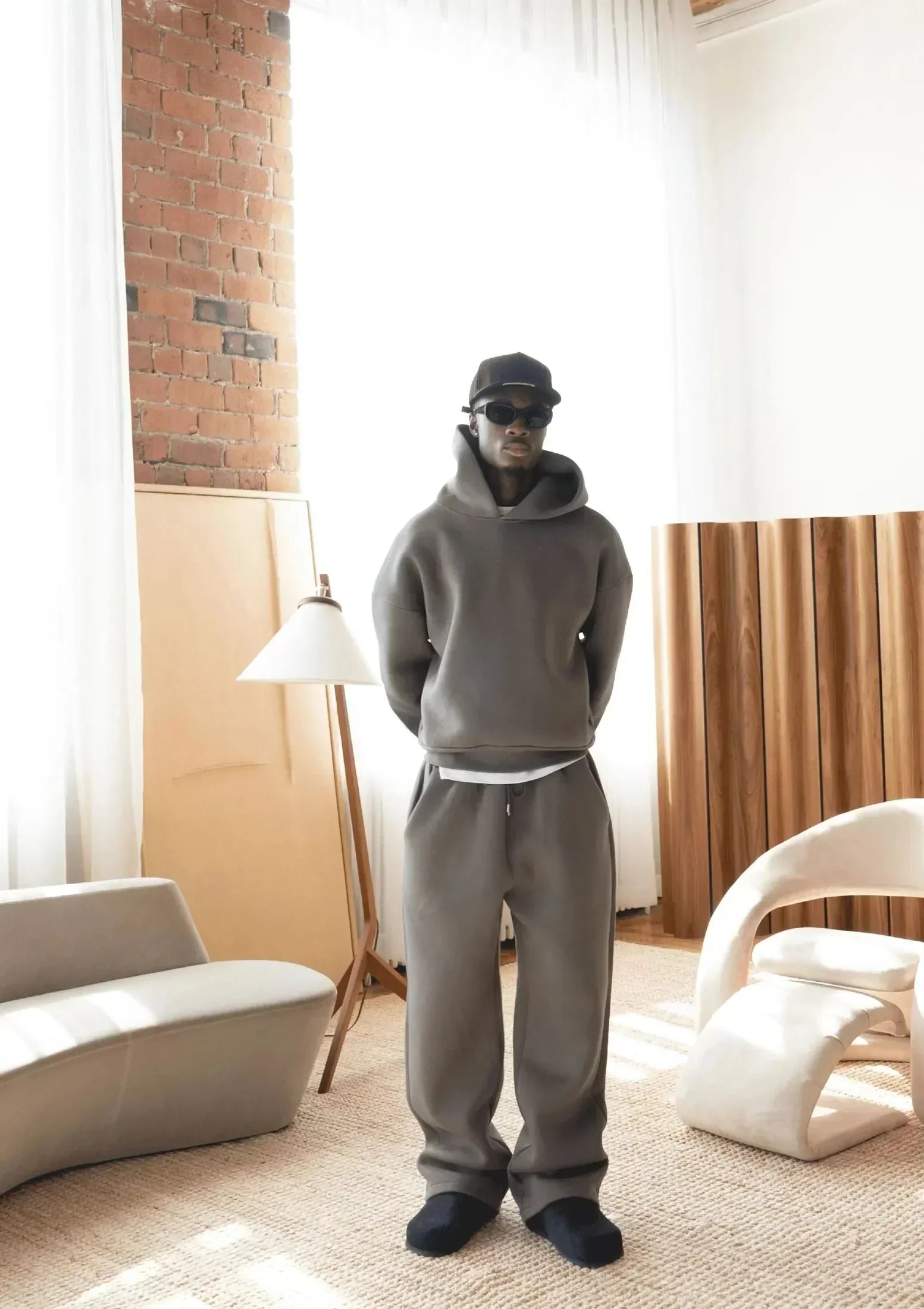 MINIMALIST | TRACKSUIT